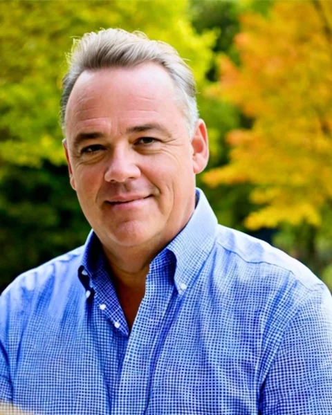 Chris Estey